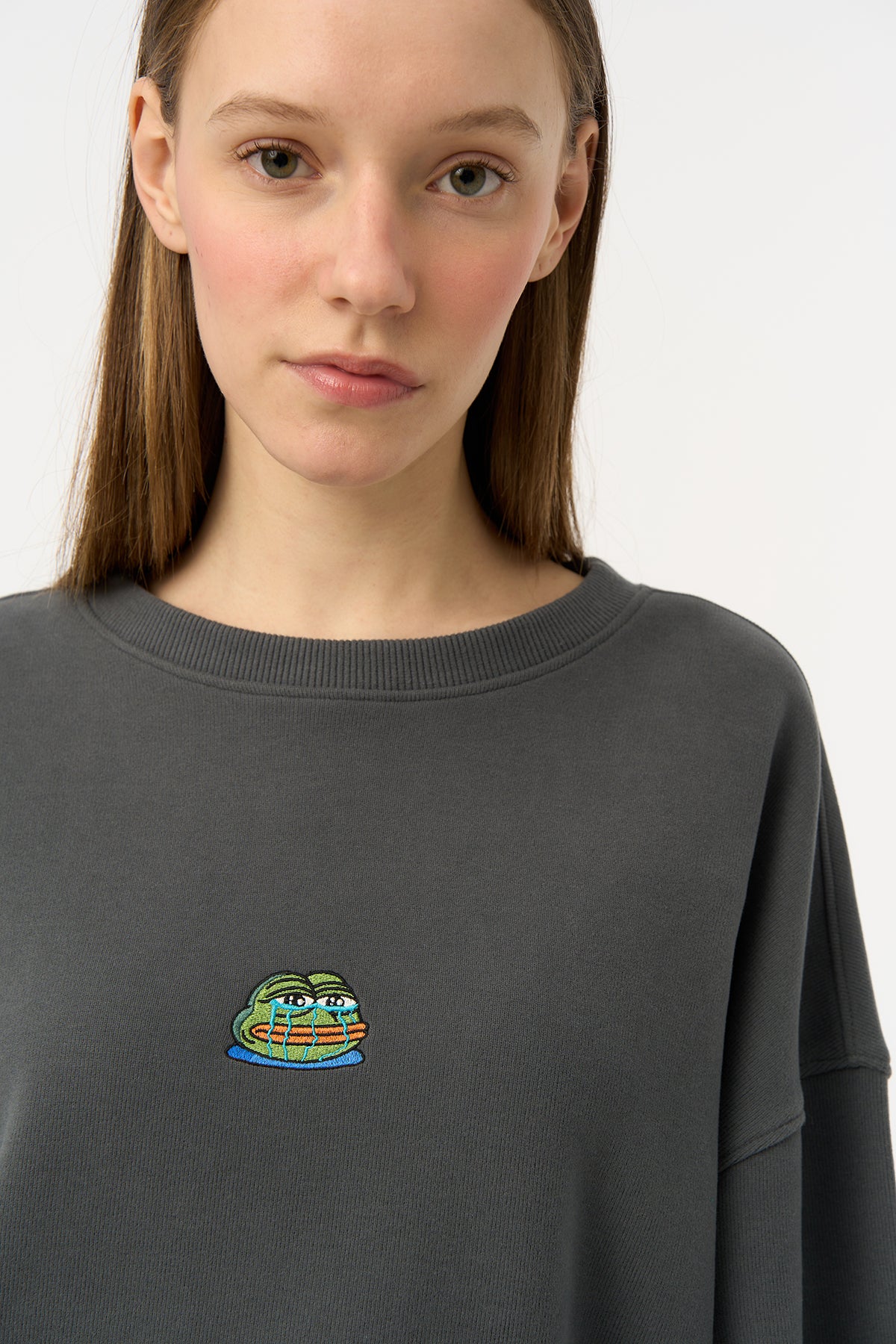 Crying Pepe SuperSoft Sweatshirt - Antrasit - Görsel 5